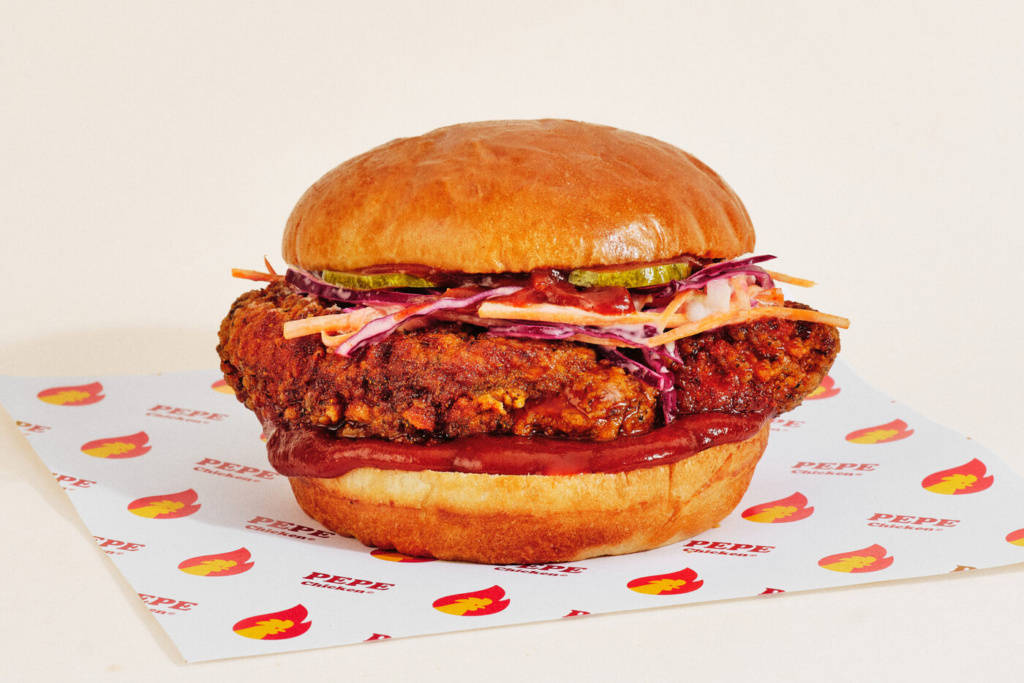 Photo d’illustration : burger au poulet frit croustillant Pepe Chicken